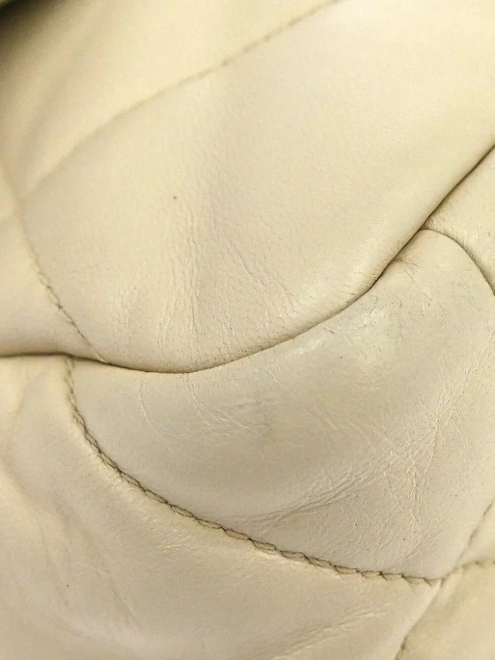 Chanel Beige Lambskin Dix-neuf 19 2way Handbag